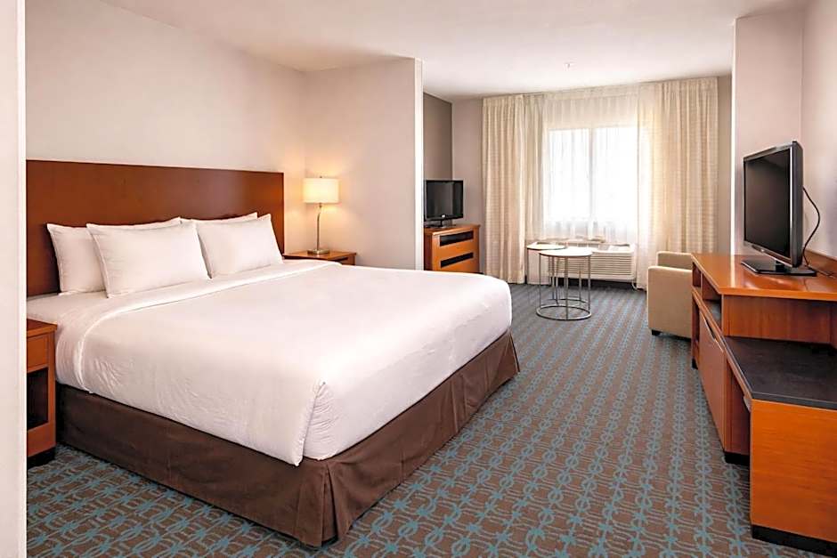 Comfort Inn & Suites Texas City I-45