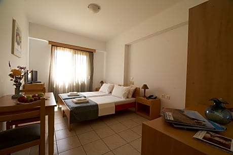 Studio Economy - Basemant