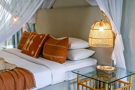 Deluxe Double or Twin Room with Pool View