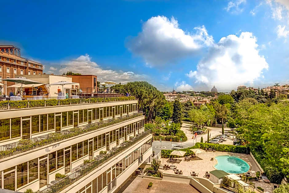 Cardinal Saint Peter Hotel