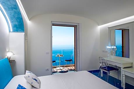 Queen Room with Sea View