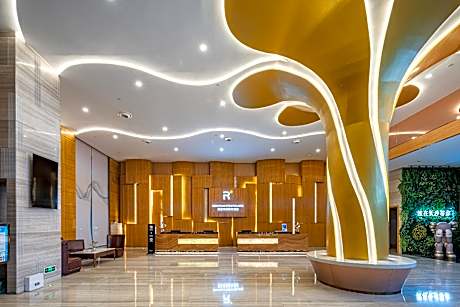 Rezen Mingjue International Hotel Changsha Wuyi Square Huangtuling Metro Station
