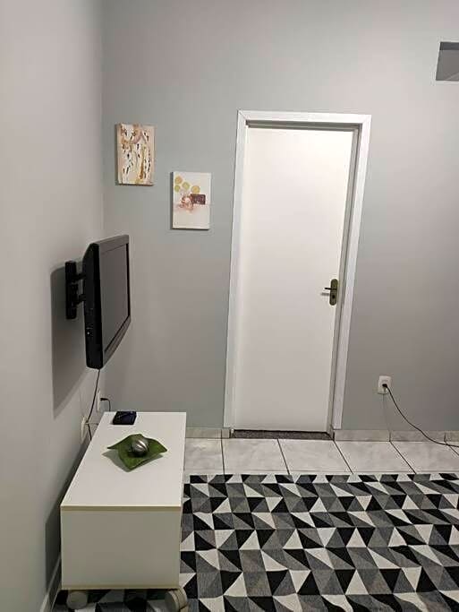 Apê completo em Copacabana/RJ.