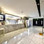 Golden River Hotel