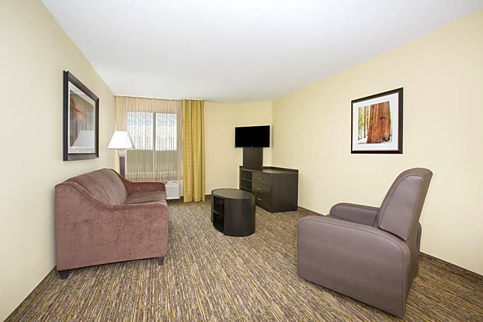 Candlewood Suites Longmont - Boulder Area By IHG