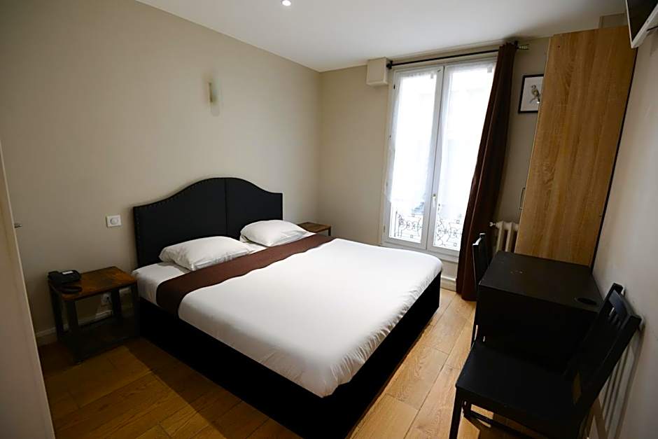 LAFAYETTE HOTEL