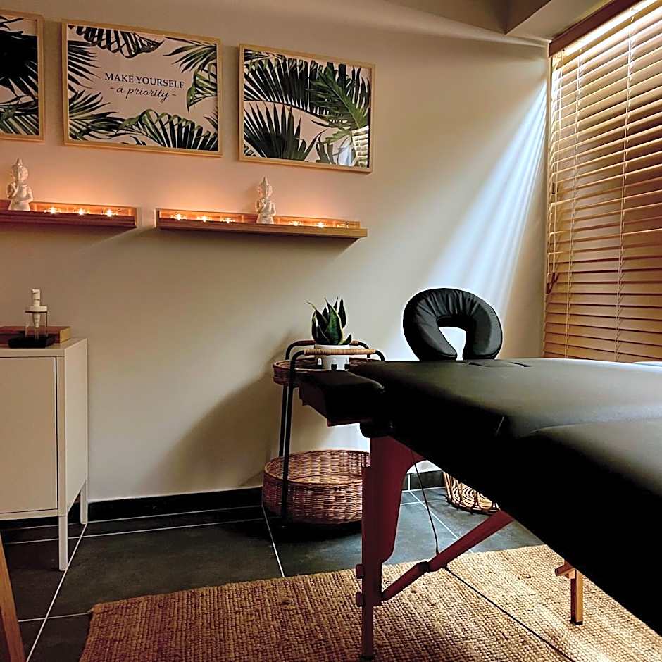 Athenian Riviera Hotel& Suites