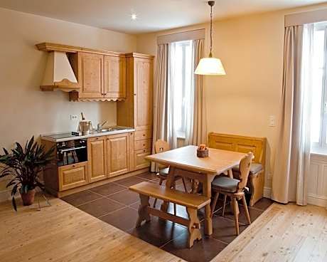 1-Bedroom Apartment for 4 Adults