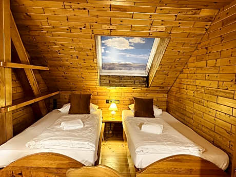 Zweibettzimmer-Klassisch-Eigenes Badezimmer
