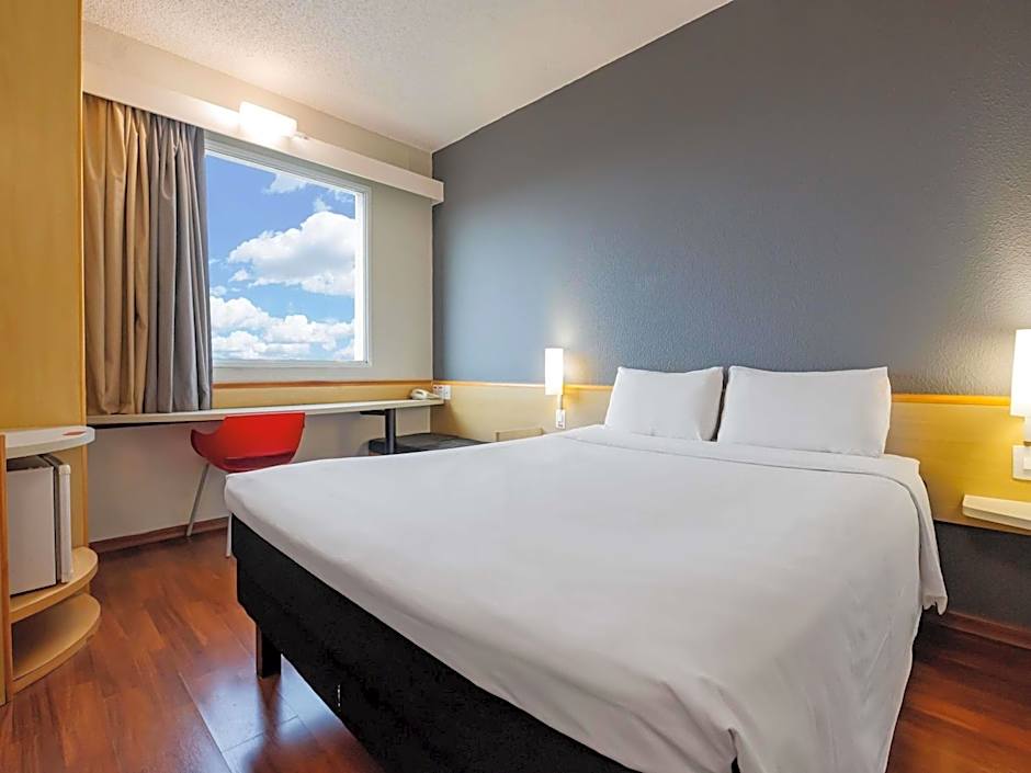Ibis Santo Andre