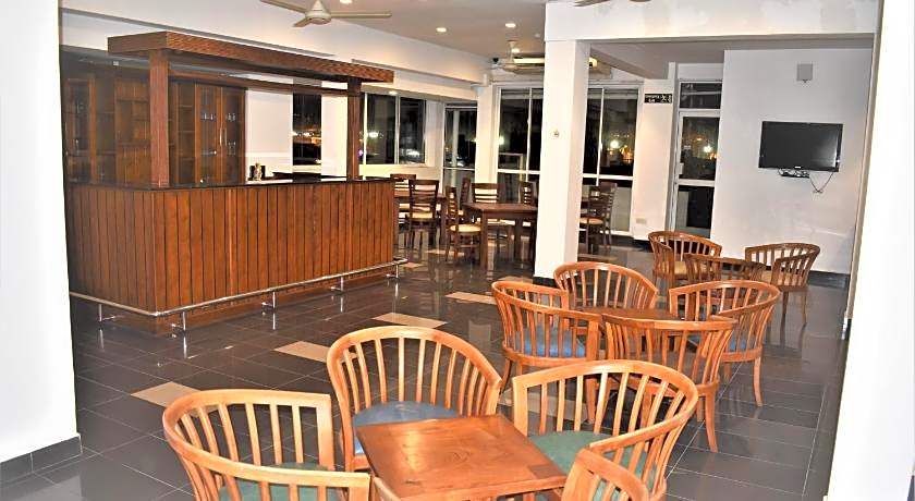 Port View City Hotel