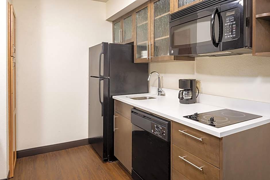 Candlewood Suites Windsor Locks By IHG