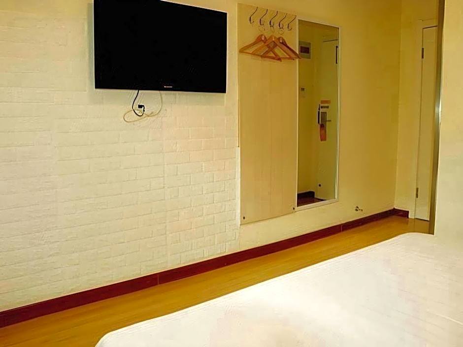 7 Days Inn Luoyang Lijingmen Scenic Spot Shizi Street