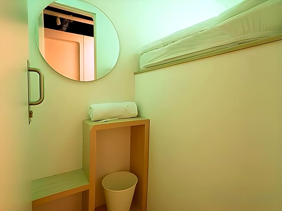 Bobopod Kebayoran Baru, Jakarta