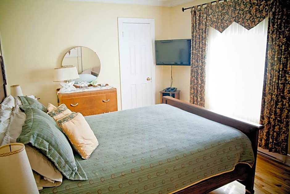 Maison Des Jardins B & B