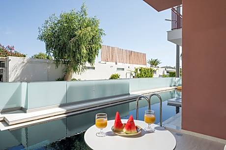 Swim Up Superior Double Room