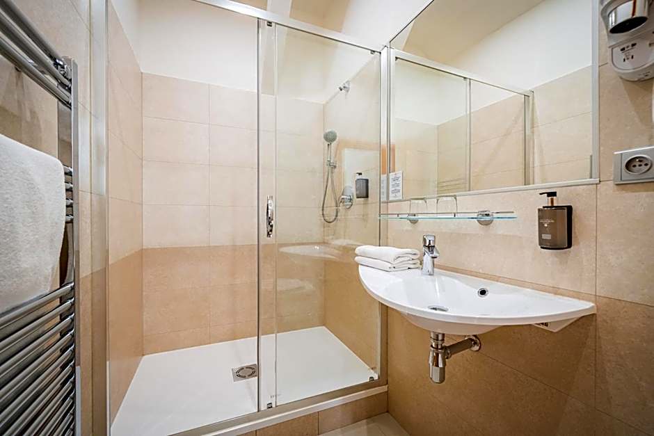 Hotel Atos