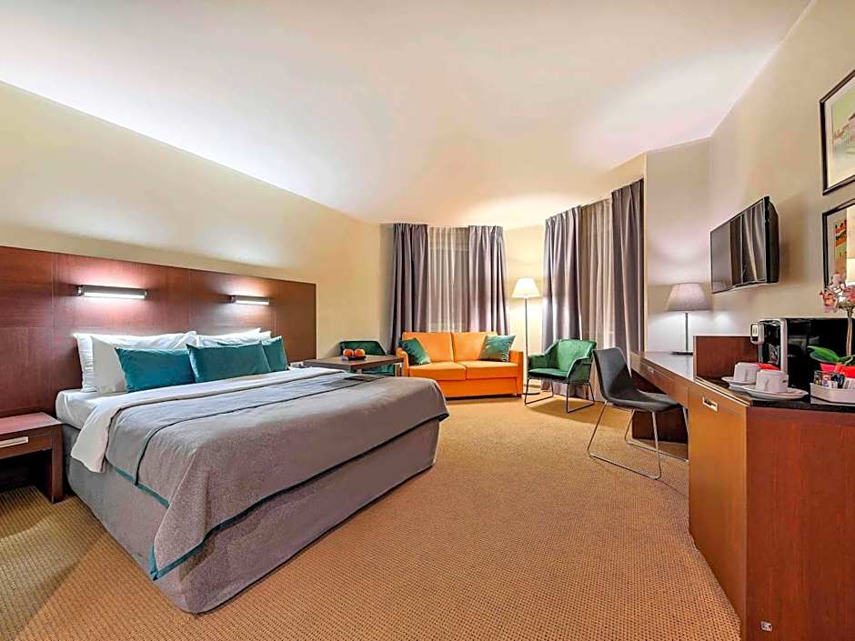 Mercure Airport Warszawa Hotel