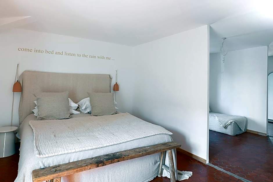 La Bâtisse en Blanc