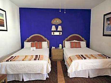 Classic Quadruple Room