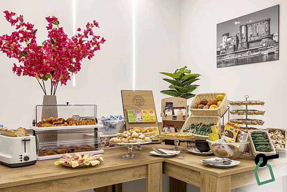 Hotiday Room Collection - Napoli Sant'Arcangelo
