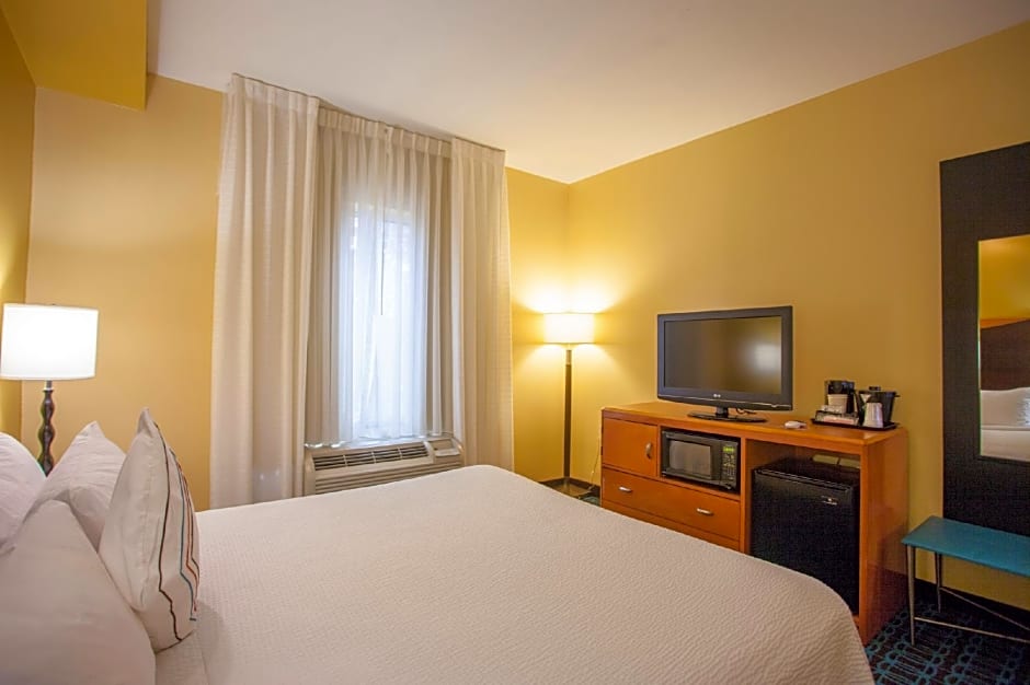 Fairfield Inn & Suites by Marriott Houston Channelview