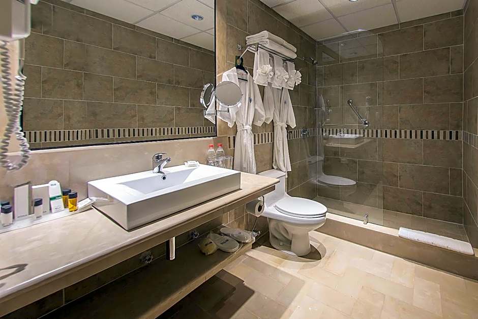 Grand Hotel Guayaquil, an Ascend Collection Hotel