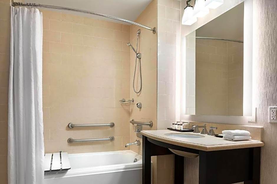 Sheraton Garden Grove-Anaheim South