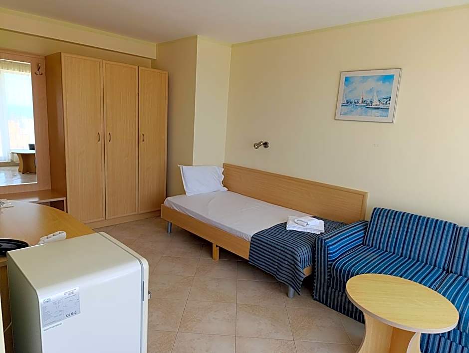 Семеен хотел Бриз