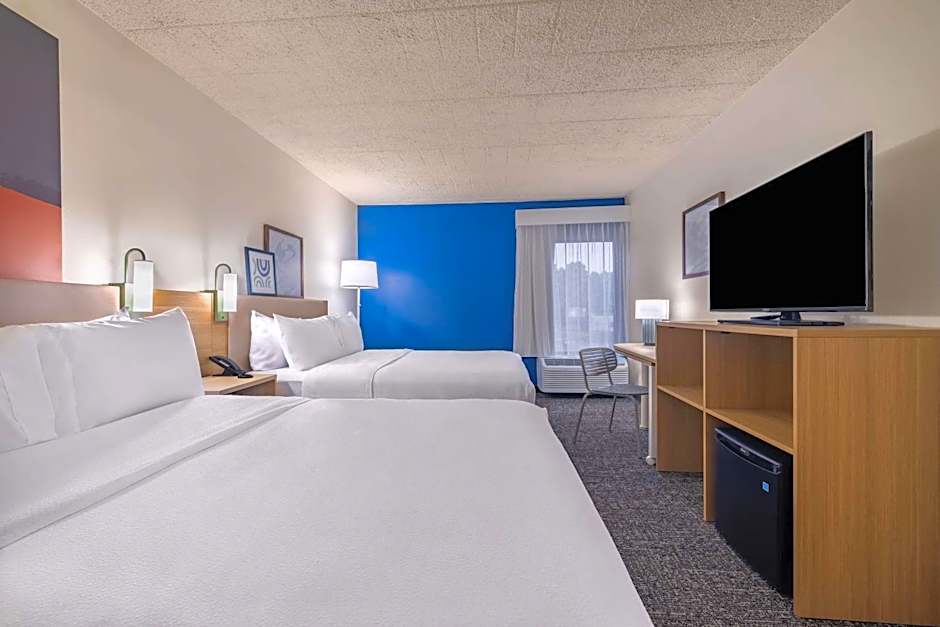 Spark by Hilton Clarks Summit
