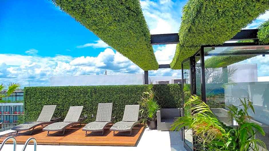 Luxury 5th Avenue Menesse 32