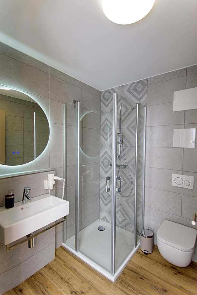 Hotel TwentyFour Living
