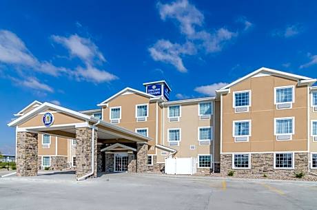 Cobblestone Hotel & Suites - Newport