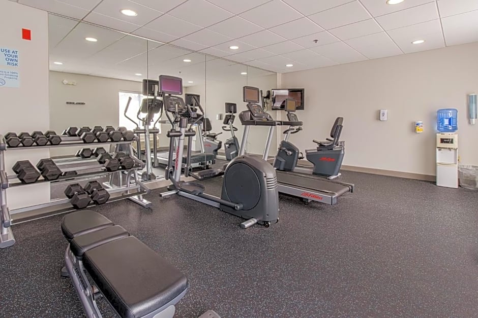 Holiday Inn Express Hartford Newington By IHG