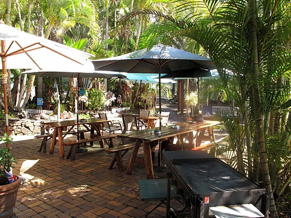 Cool Bananas Backpackers