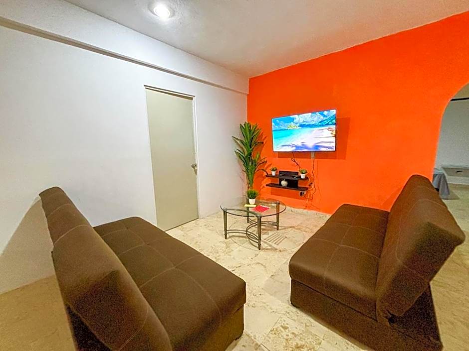 "Spacious Suite with 4 Bedrooms and Amenities"
