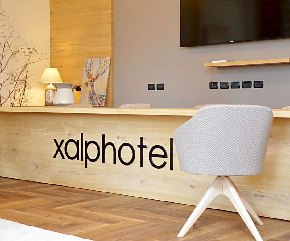 X Alp Hotel