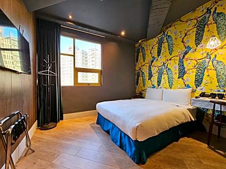Superior Double Room with Street View