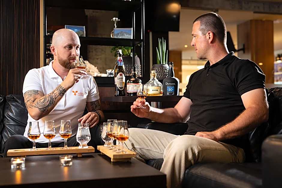 Atrium Hotel - Family friendly