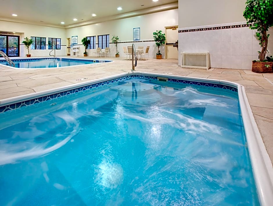 Staybridge Suites Peoria Downtown By IHG