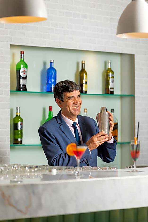 Golden Tulip El Mechtel Hotel