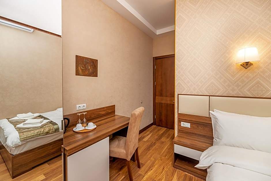 Ornament Hotel