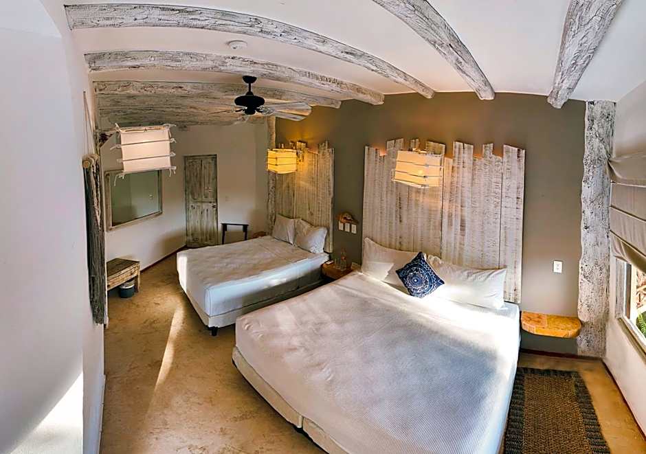 Holbox Dream Beachfront Hotel