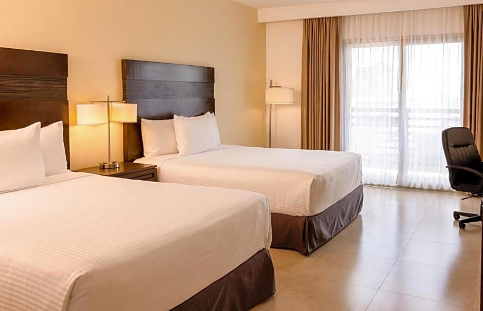 Wyndham Garden Cancun Downtown