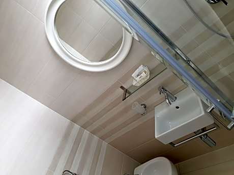 Single Room with Bathroom