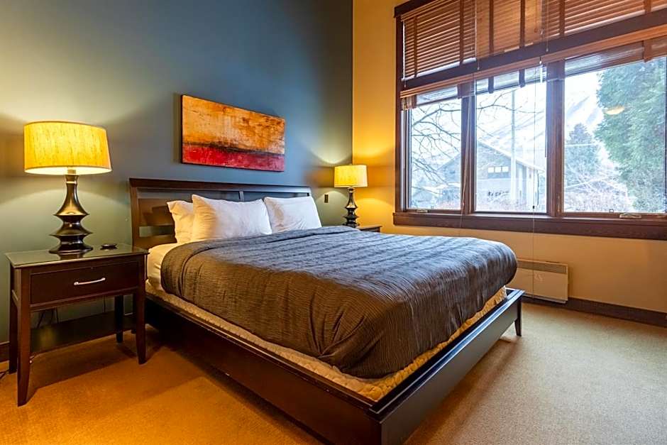 Luxurious 901 Condos by Fernie Central Reservations