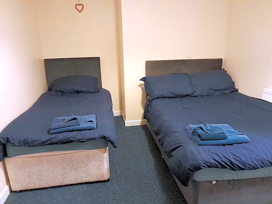 Kings Arms Guest House Ebbw Vale