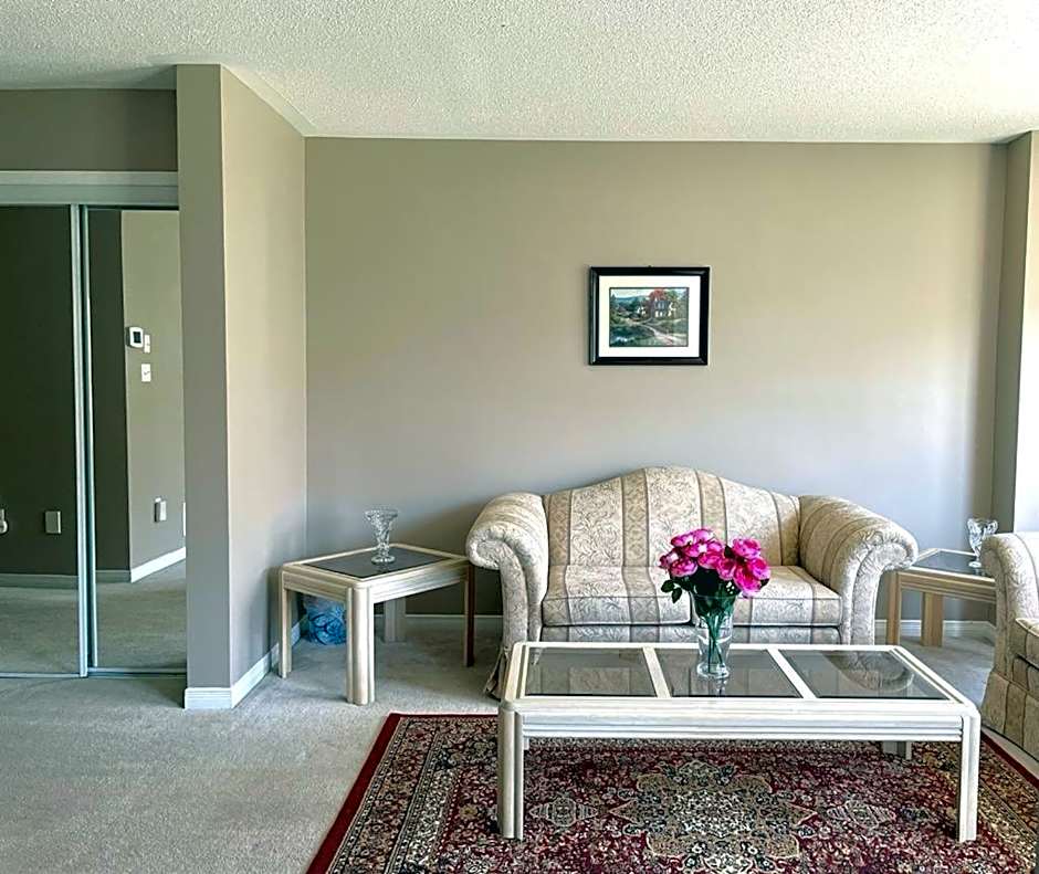 Rooms near Train Station