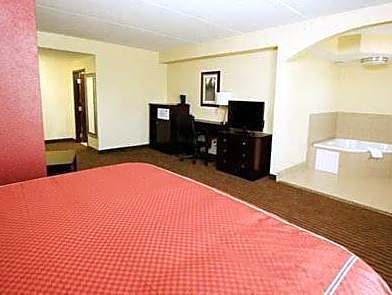 King Room with Whirlpool Bathtub