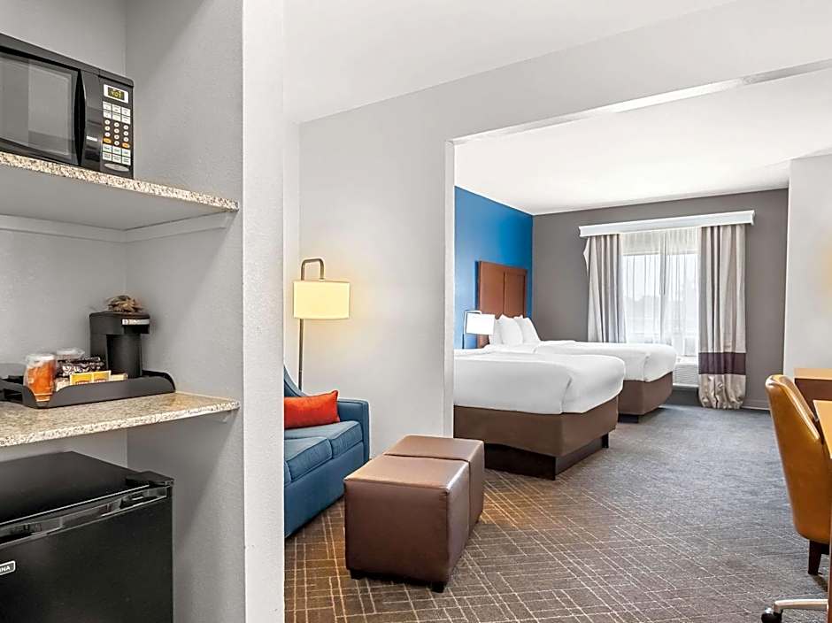 Comfort Suites Lindale - Tyler North